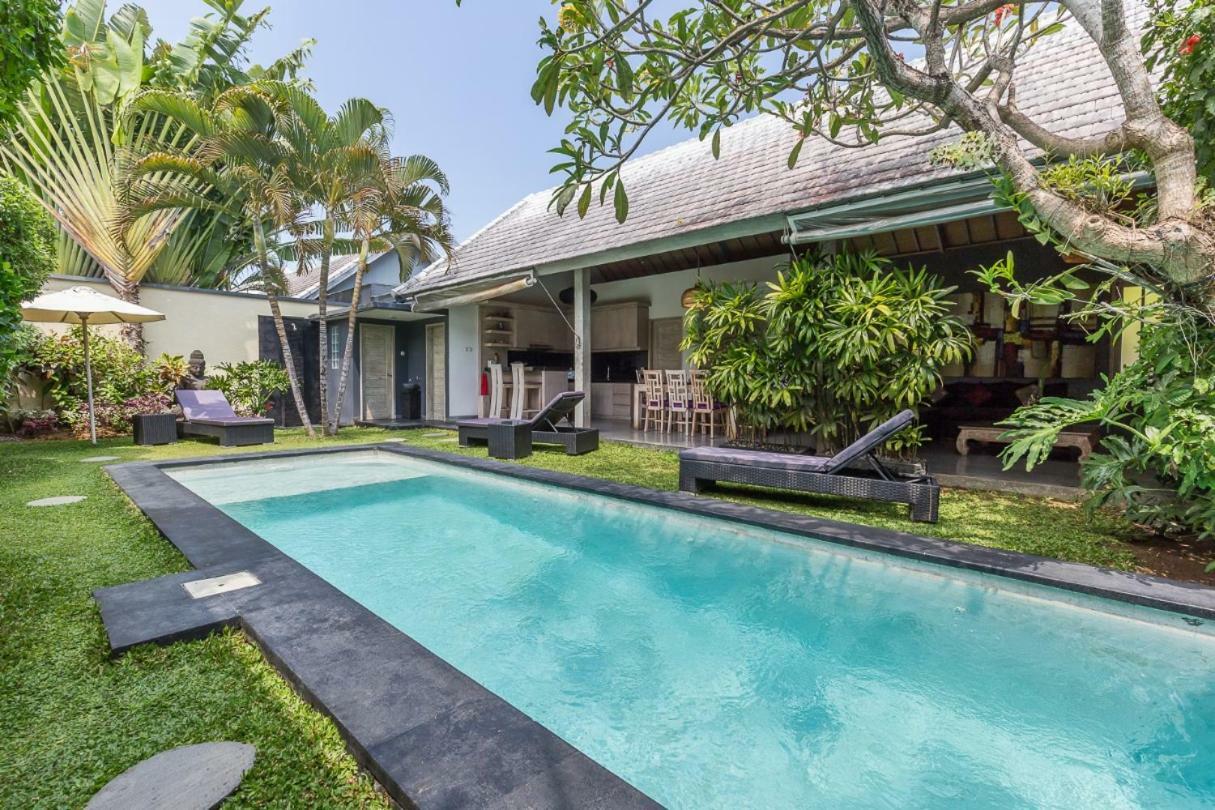 Villa Nuri Merah 1 Kerobokan Εξωτερικό φωτογραφία
