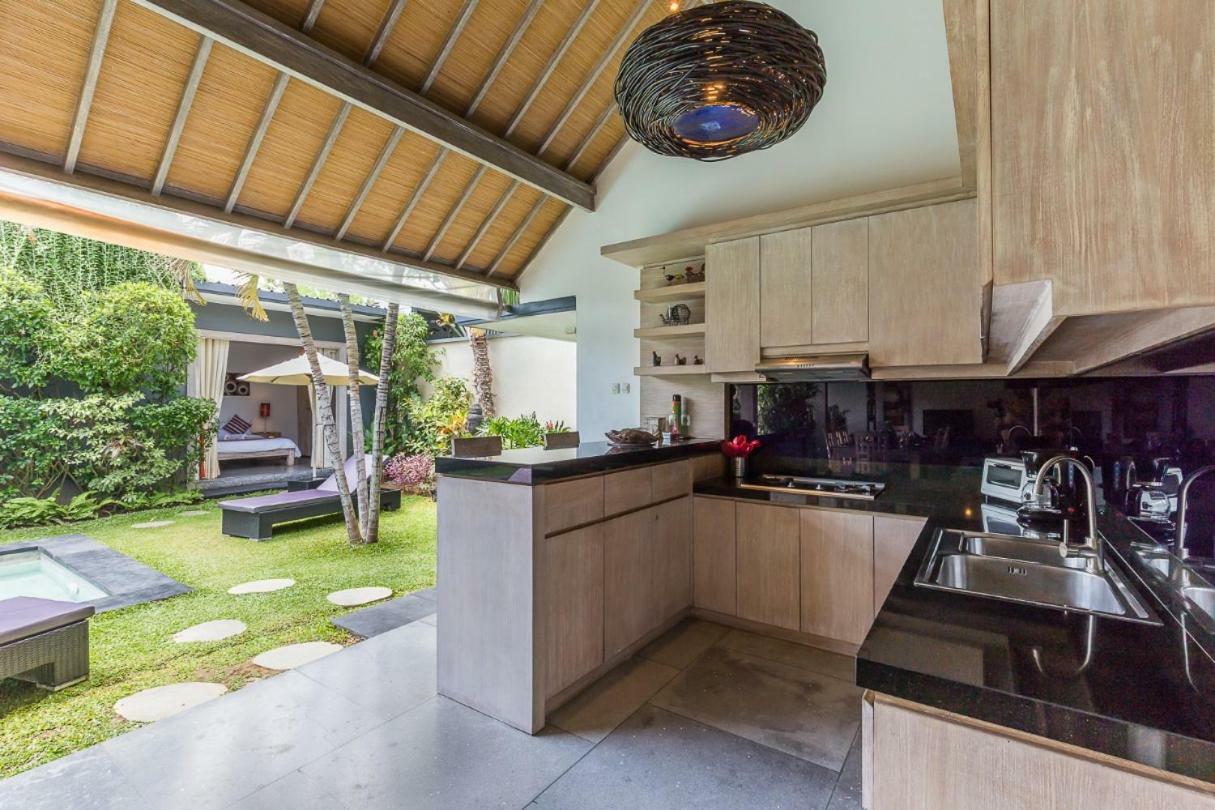Villa Nuri Merah 1 Kerobokan Εξωτερικό φωτογραφία